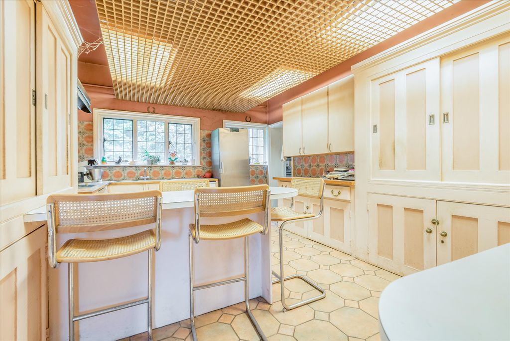Additional image 7 of 12 bed detached house for saleSpring Lane, Cookham Dean, Maidenhead, Berkshire SL6