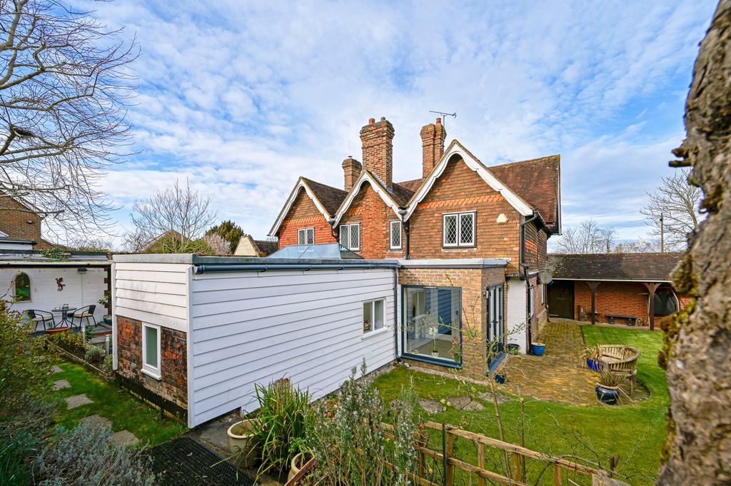 Property photo 3 of 32