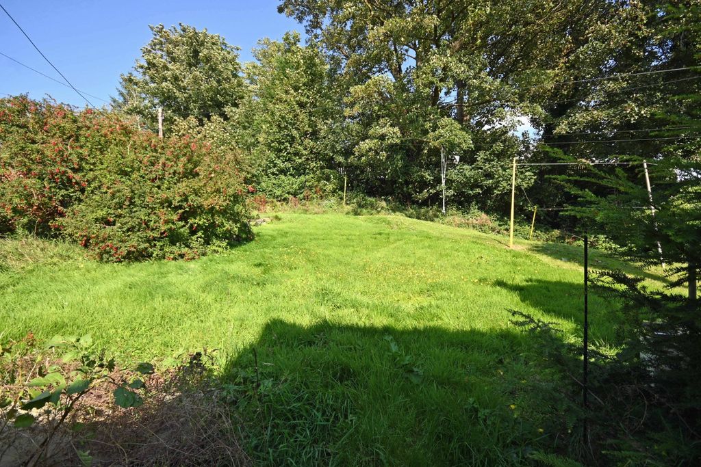 Property photo 2 of 20 4513653