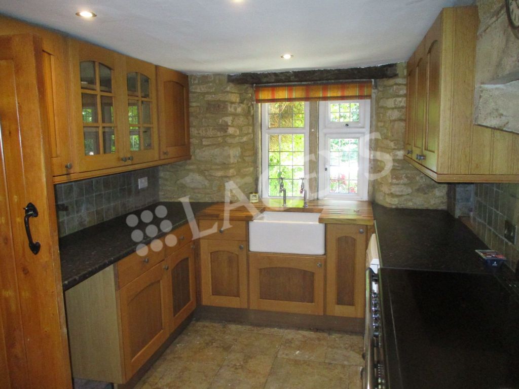 Property photo 2 of 14 Photo 3