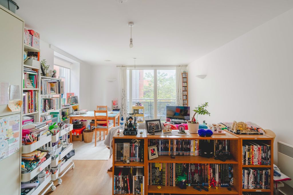 Property photo 2 of 11 2