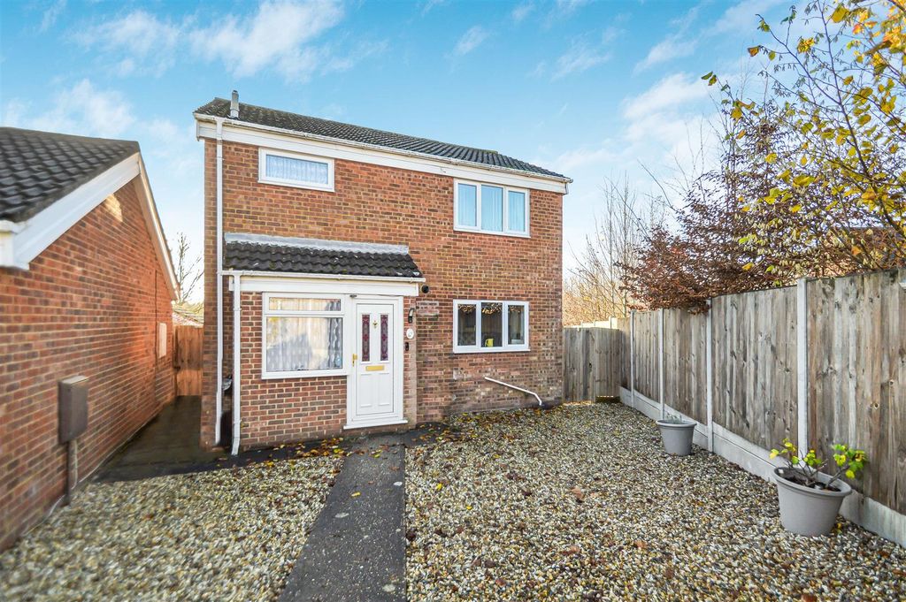 Property photo 1 of 12 11_68976.Jpg