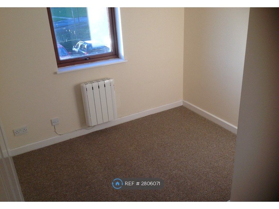 Property photo 2 of 6 Bedroom 2