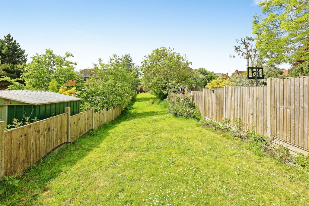 Property photo 3 of 19
