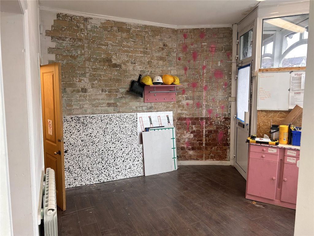 Property photo 2 of 9 Picture No. 02