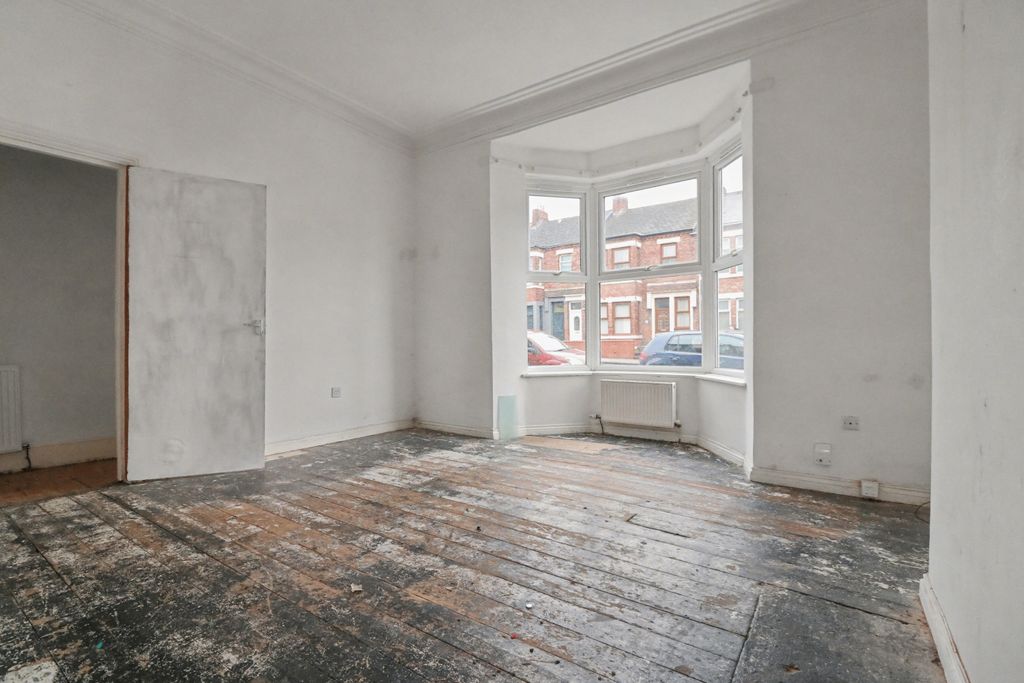Property photo 2 of 9 24 Imeary Street, South Shields, Tyne And Wear, Ne33 4Eg