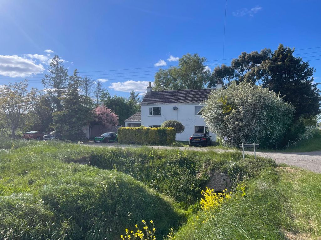 Property photo 1 of 45