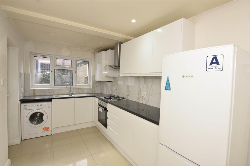 Property photo 2 of 13 Kitchen.Jpg