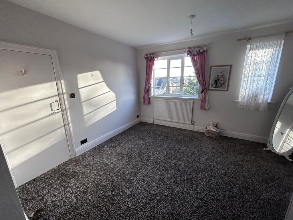 Additional image 11 of 3 bed detached house to rentLongcroft Park, Beverley, East Yorkshire HU17