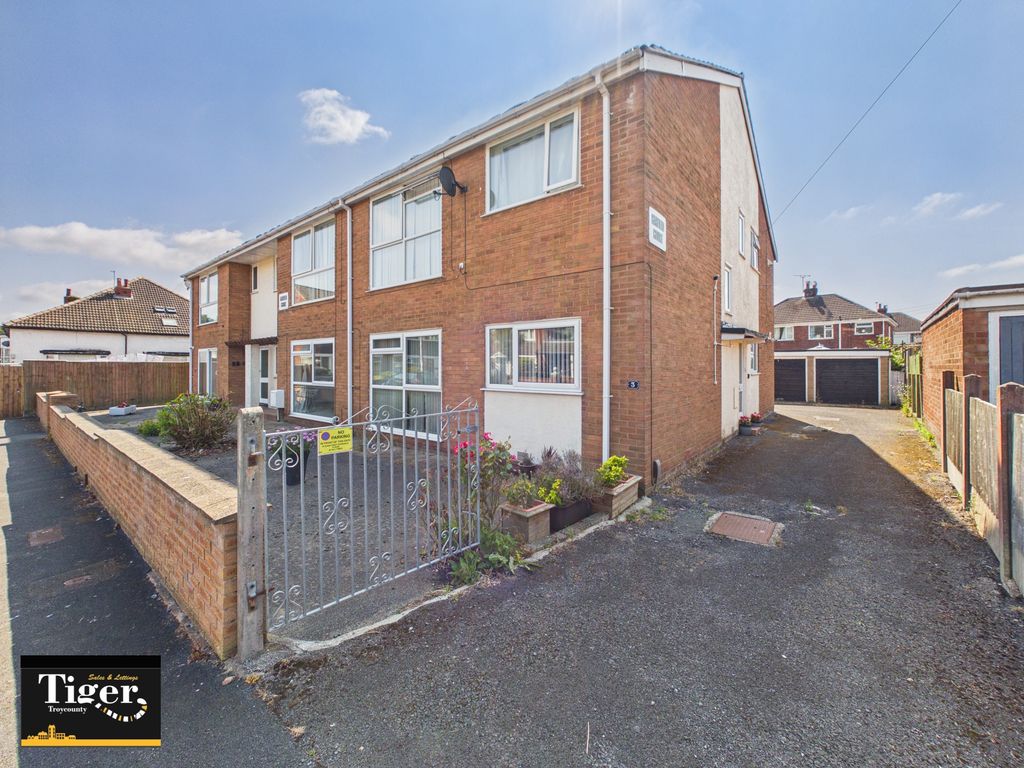 Property photo 1 of 18 Cam03440G0-Pr0649-Still001
