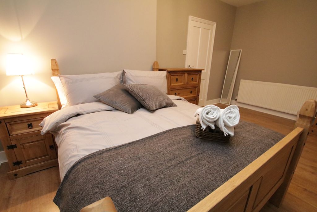 Property photo 2 of 10 Photo 8