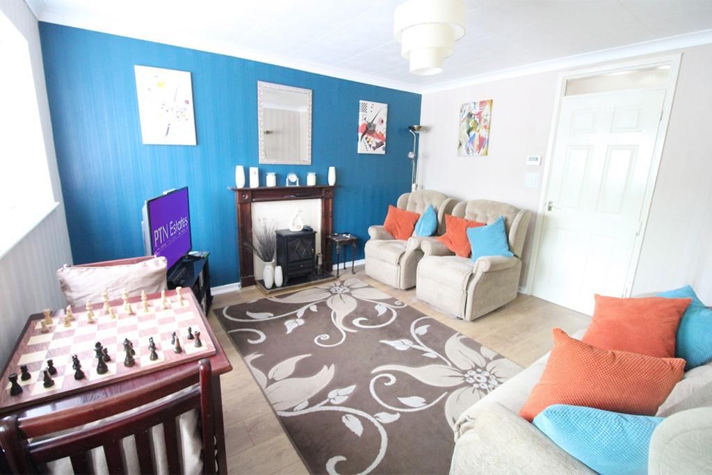 Property photo 3 of 9 Lounge 2.Jpg