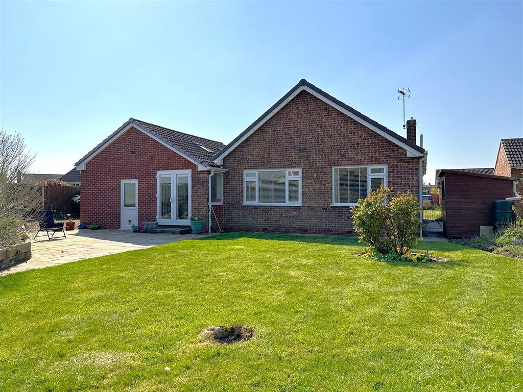 Property photo 1 of 22 Rear Aspect 498