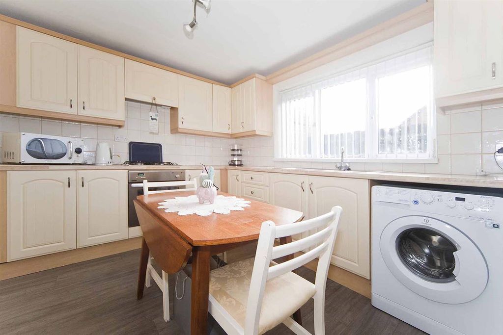 Property photo 3 of 14 Img_0134.Jpg