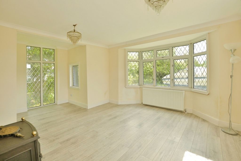 Property photo 2 of 20 Pbox-Img.Jpg