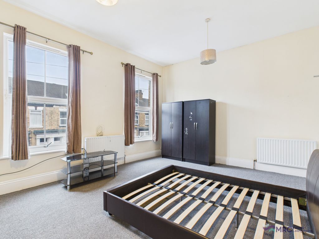 Property photo 3 of 6 Gallery