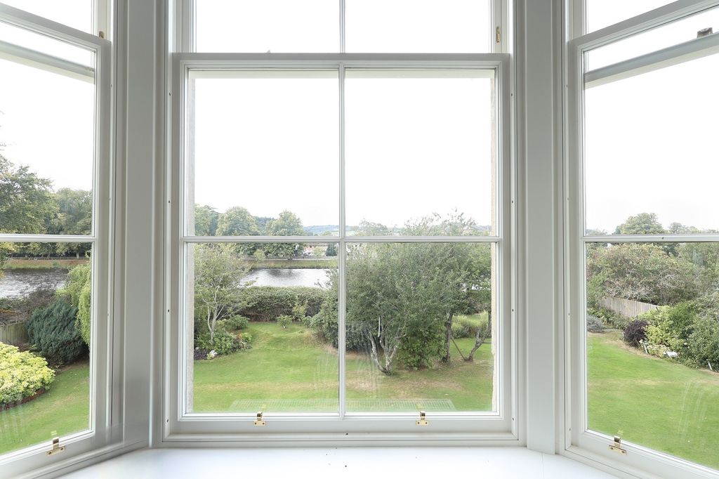 Property photo 3 of 39 View