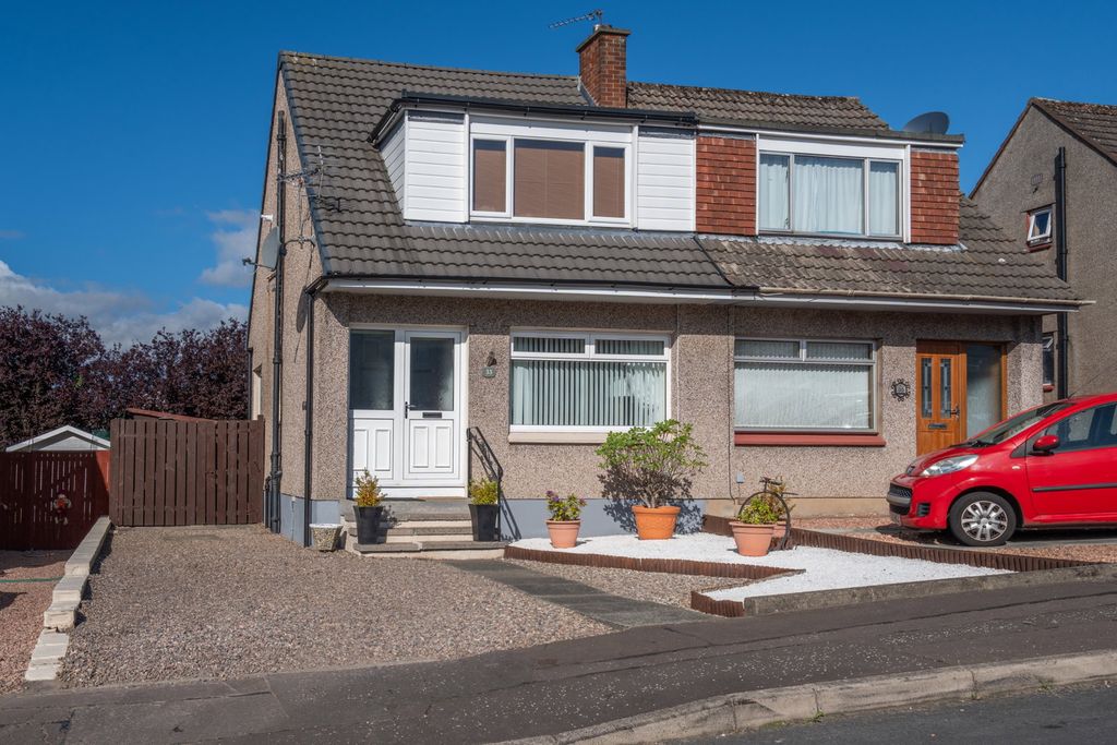 Property photo 1 of 30
