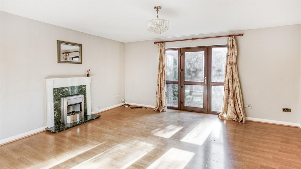 Property photo 3 of 11 2025-05-21 17.47.21-1_Hdr.Jpg