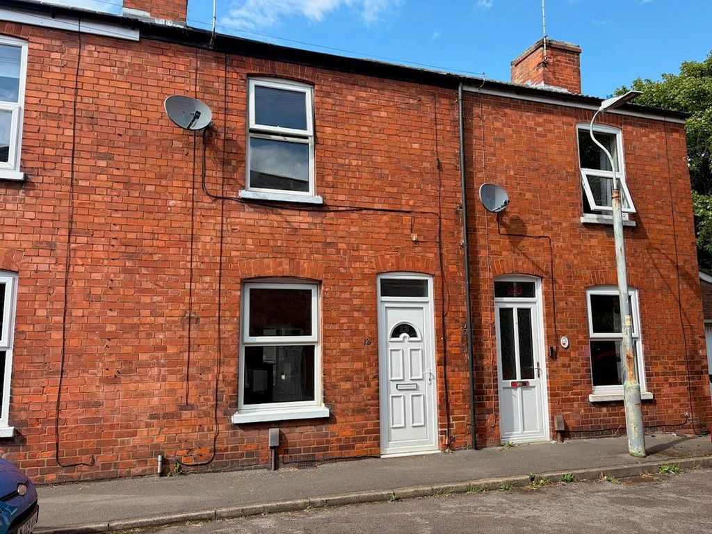 Property photo 1 of 20 12 Alexandra.Jpg