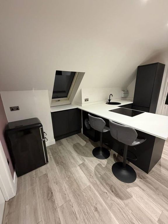 Property photo 1 of 5 Kitchen1.Jpeg