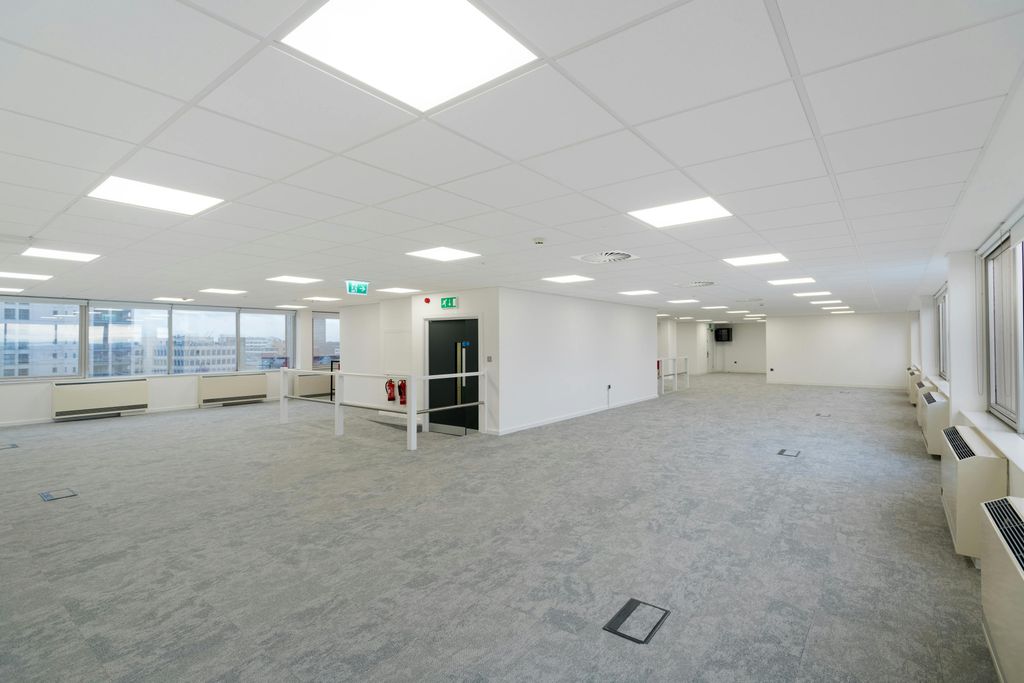 Property photo 2 of 7 Photo 7