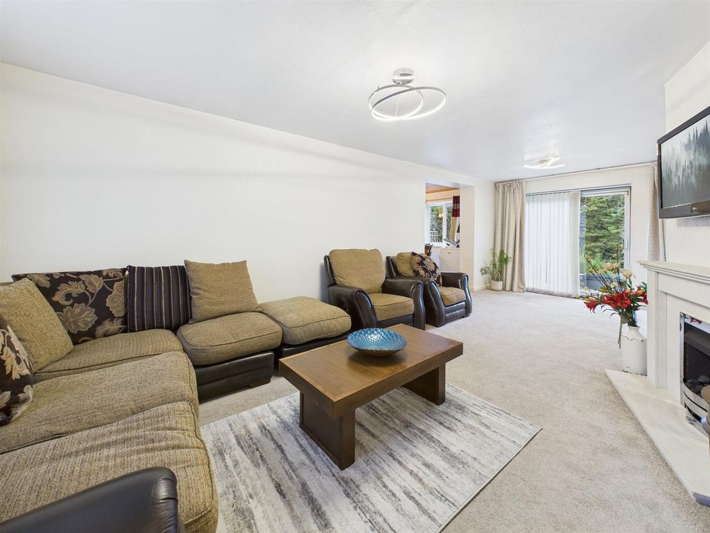 Property photo 3 of 11 Cam05510G0-Pr0101-Still002.Jpg