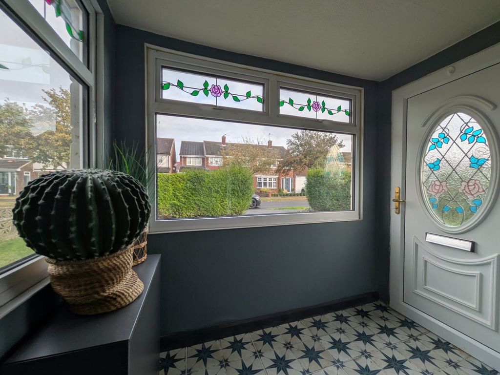 Property photo 3 of 14 95A2d968-055B-4560-B77c-73A6B59461Ca