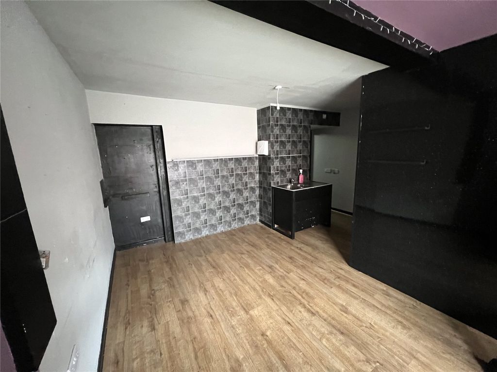 Property photo 2 of 5 Picture No. 02