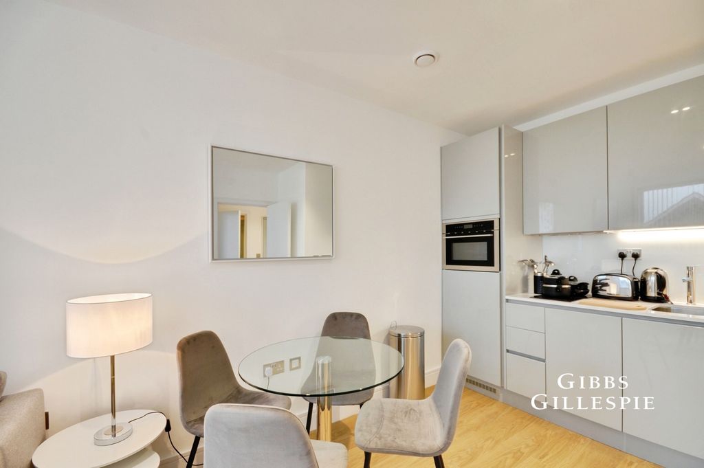 Property photo 2 of 8 Pbox-Img.Jpg