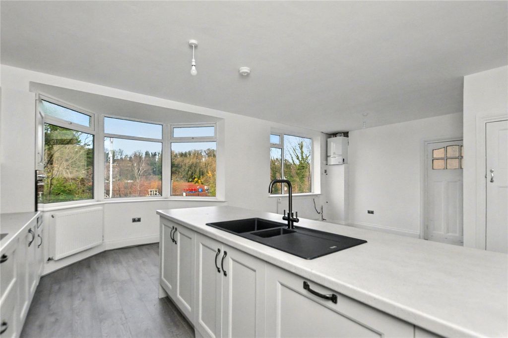 Property photo 3 of 18 Picture No. 29