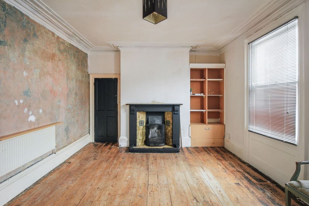 Property photo 3 of 10 Image 3