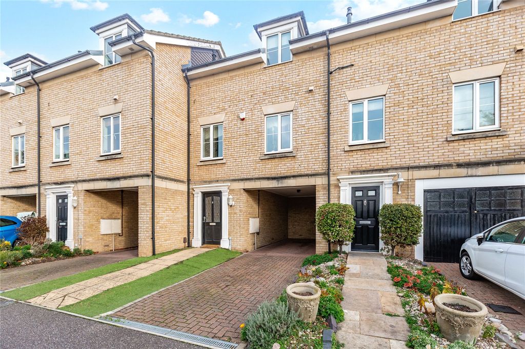 Property photo 1 of 16 Front