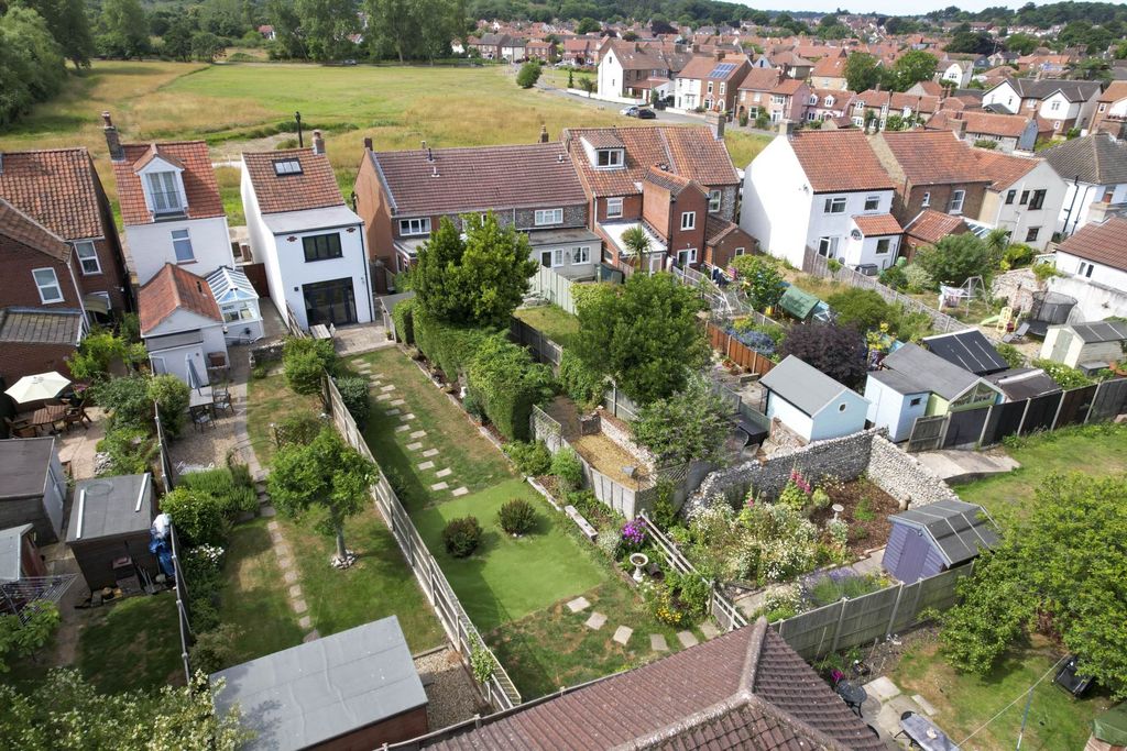 Property photo 1 of 45