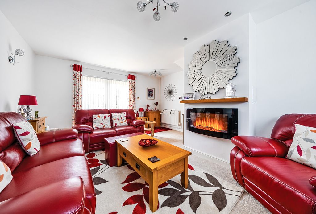 Property photo 3 of 18 1221534 (3).Jpg