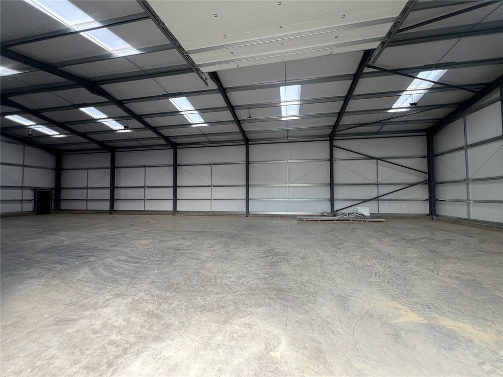 Property photo 3 of 7 Picture No. 05