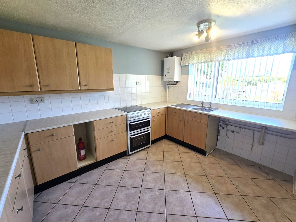 Property photo 3 of 17 1000099769