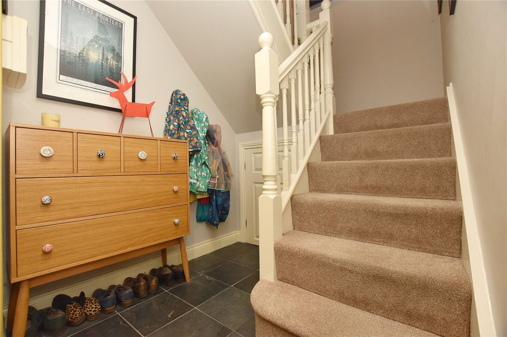 Property photo 2 of 26 Staircase