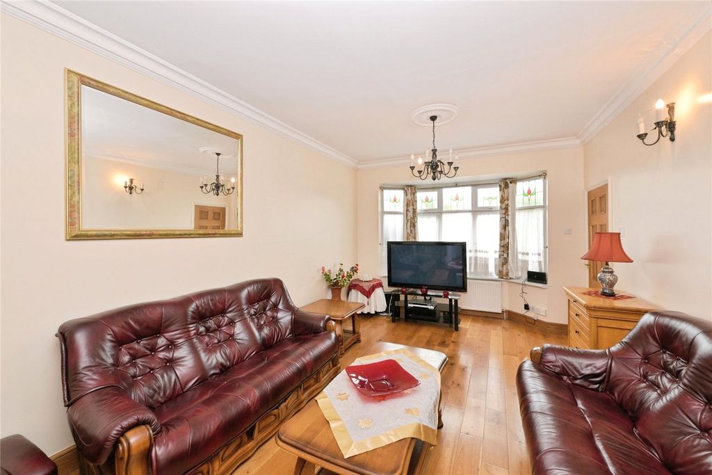 Property photo 2 of 21 Picture No. 22