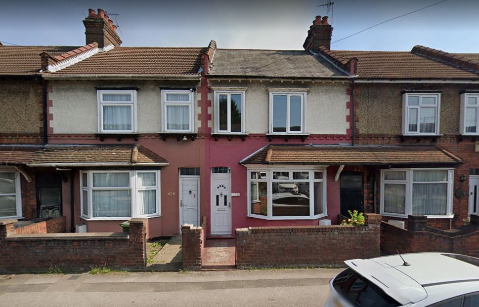 Property photo 1 of 12