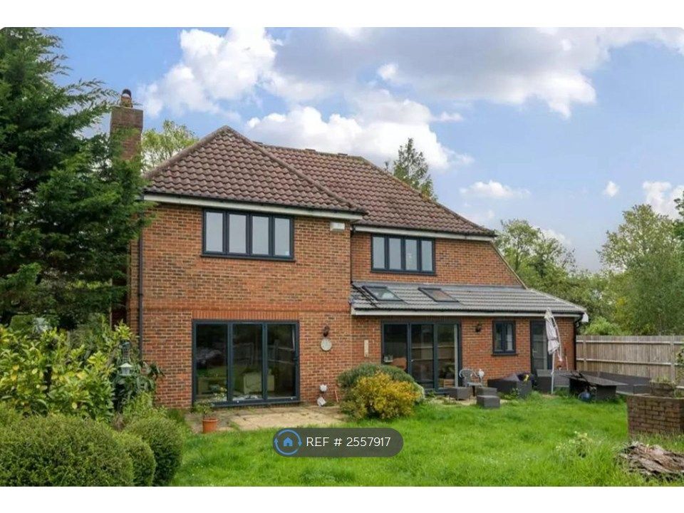 Property photo 2 of 11