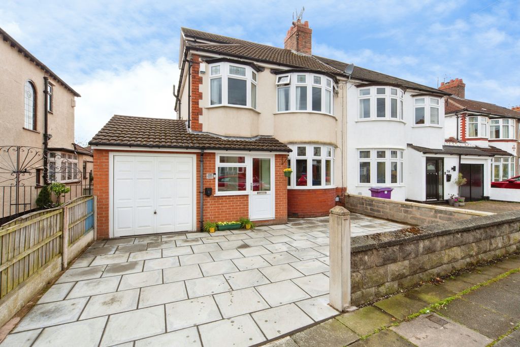 Property photo 1 of 15 Front