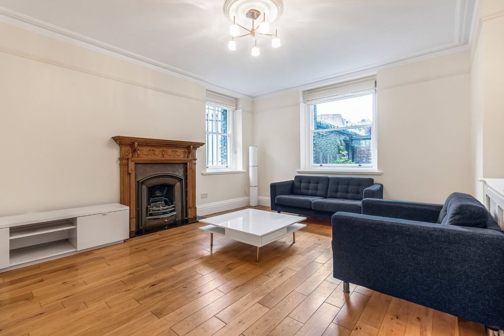 Property photo 2 of 17 Picture No. 48