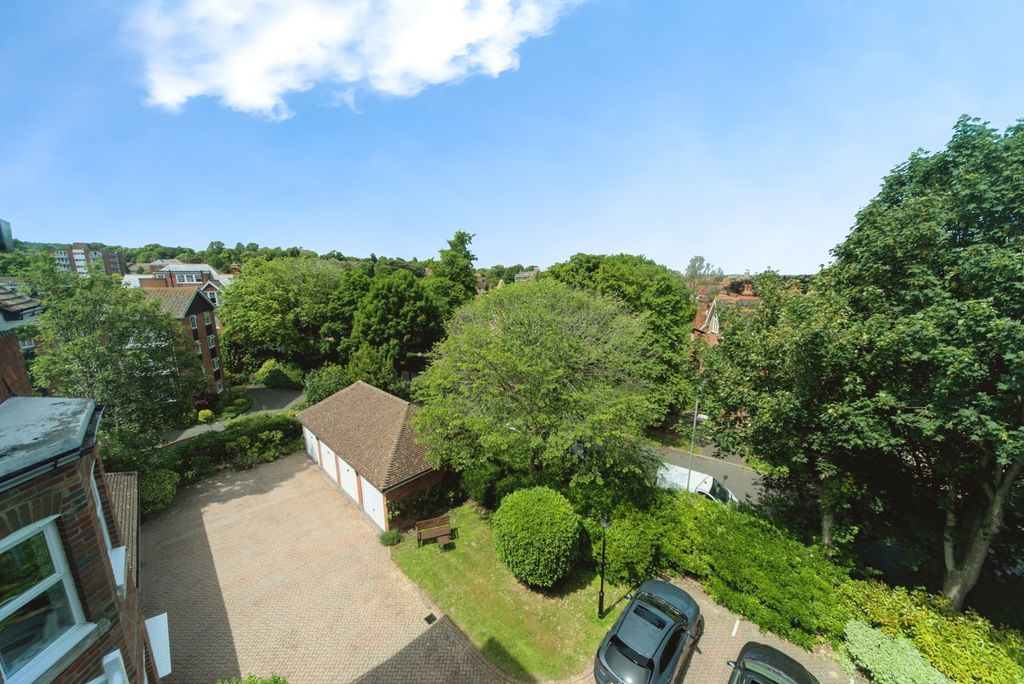 Property photo 2 of 7