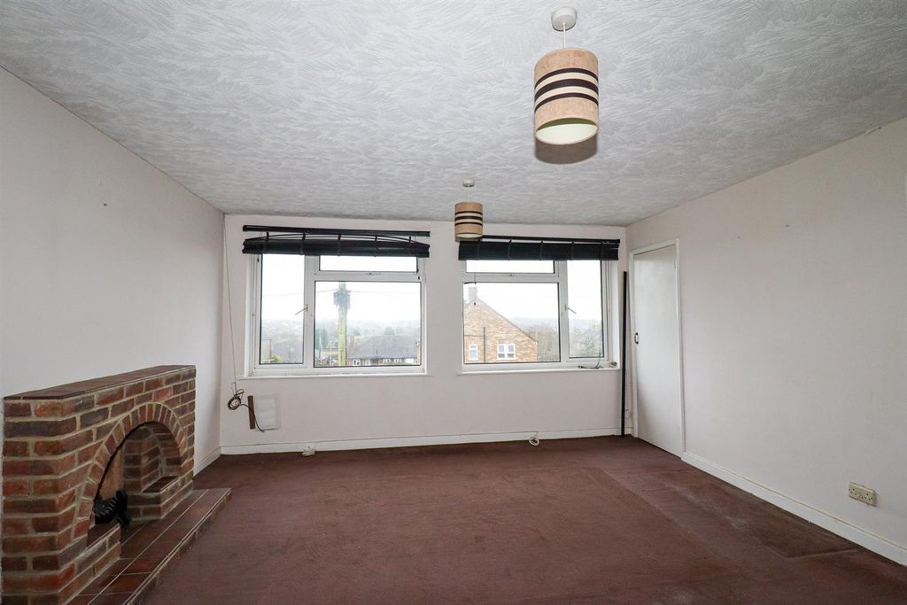 Property photo 2 of 13 Img_7944.Jpg