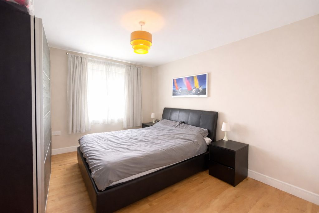 Property photo 2 of 9 Image