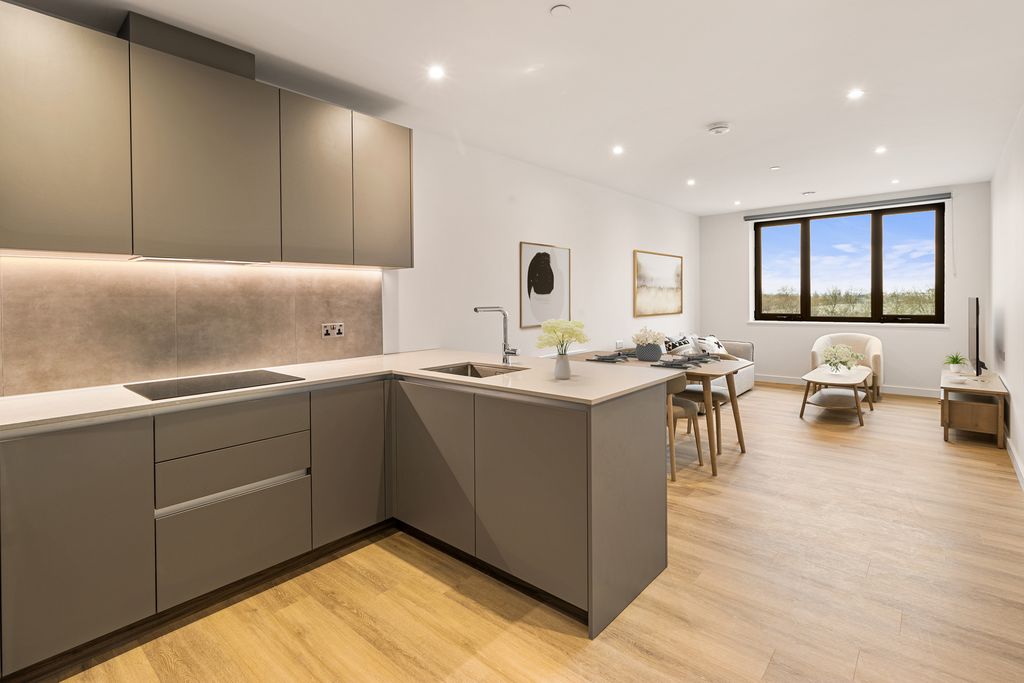 Property photo 2 of 14