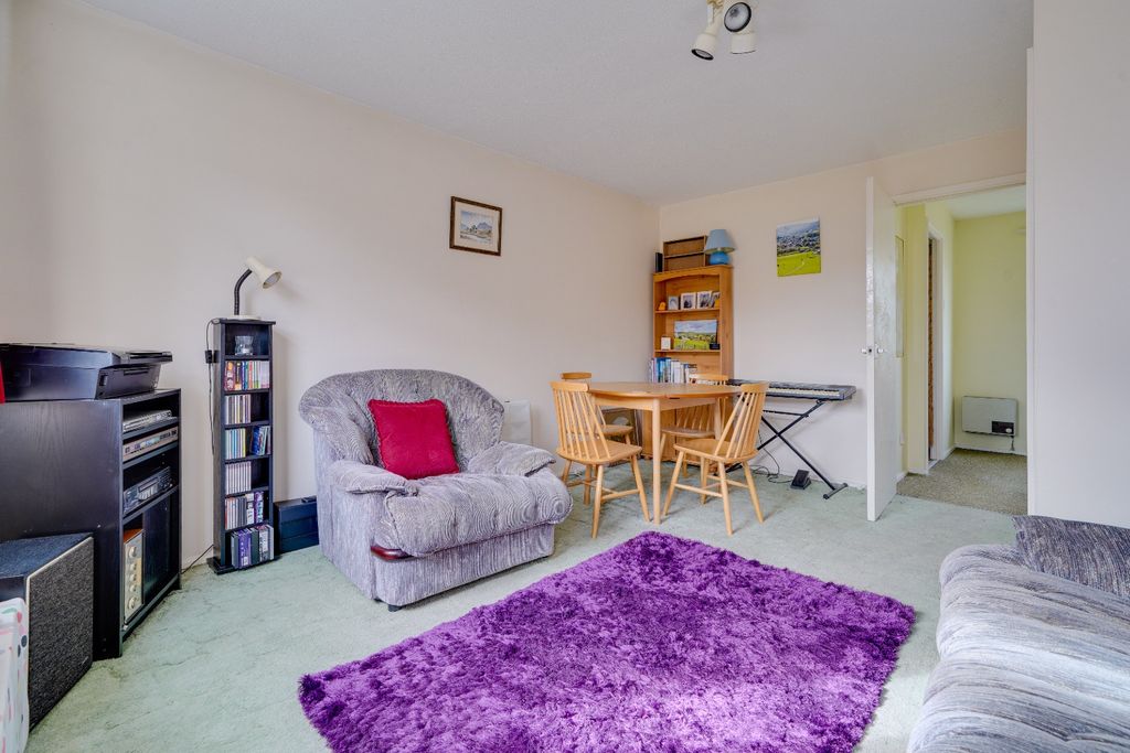 Property photo 2 of 10 4530921