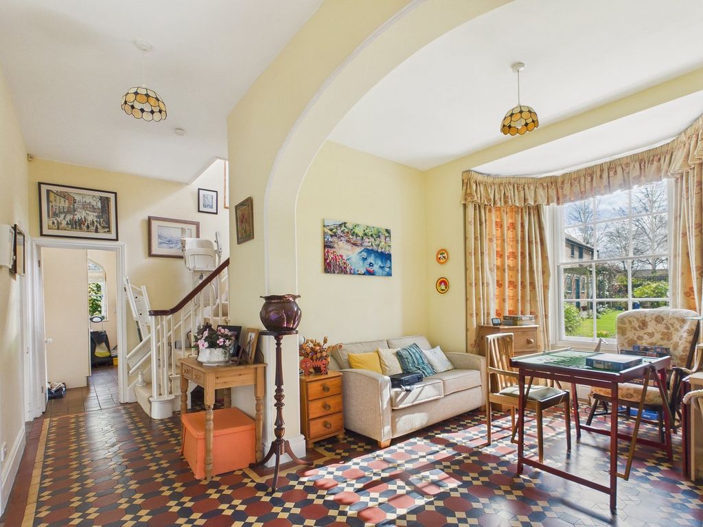 Property photo 3 of 22