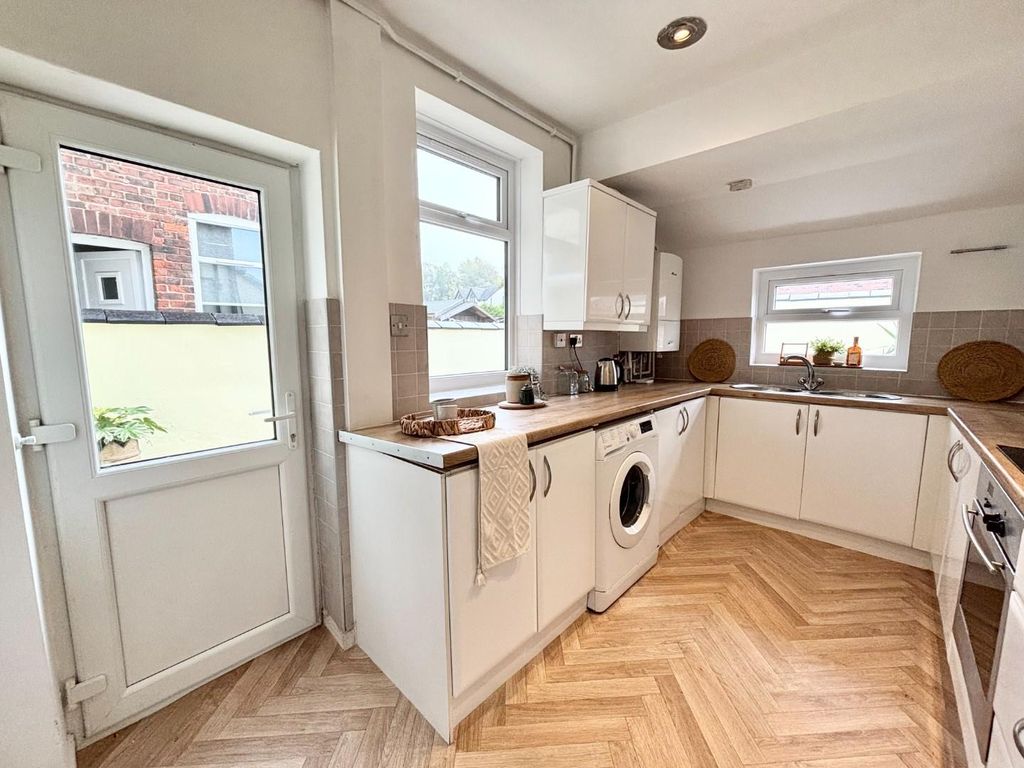 Property photo 3 of 30 Image00009.Jpeg